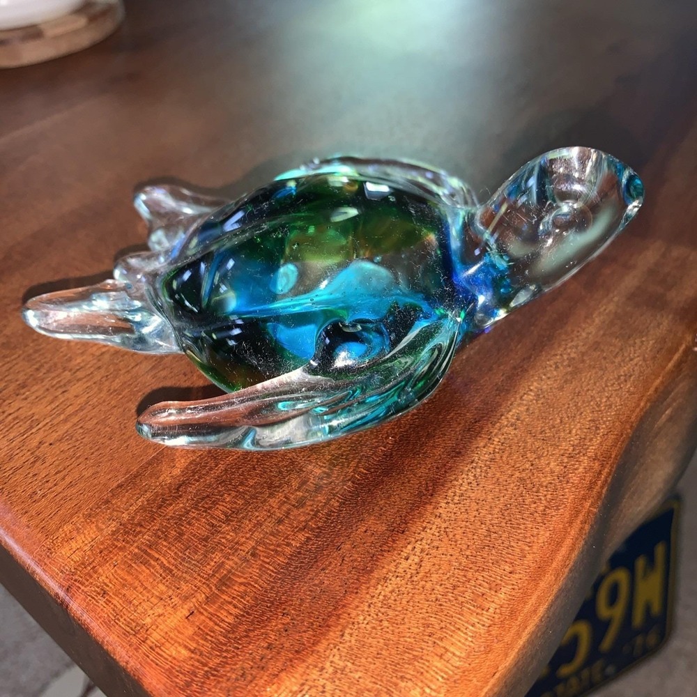 Vintage Art Glass Blue Hand Blown Sea Turtle Paper Weight Figurine
